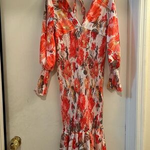 Beautiful floral ruffle dress S/M